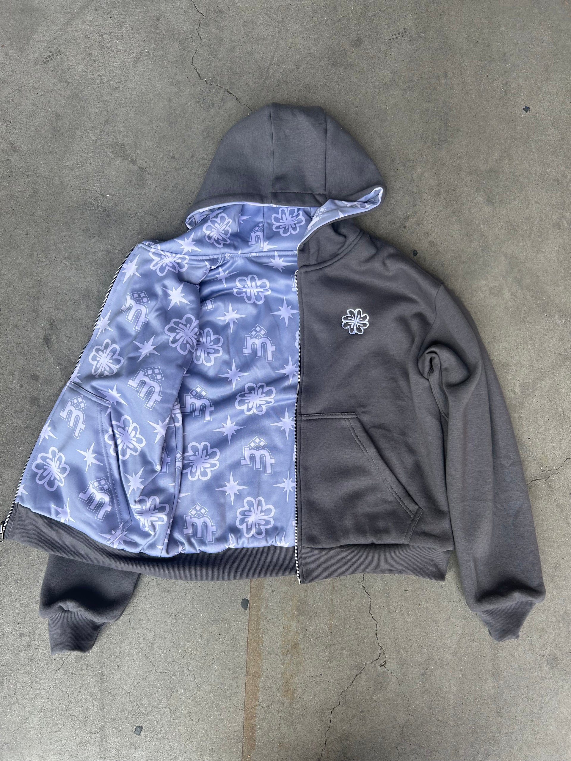Reversible Statement Zip-up "smoke grey"