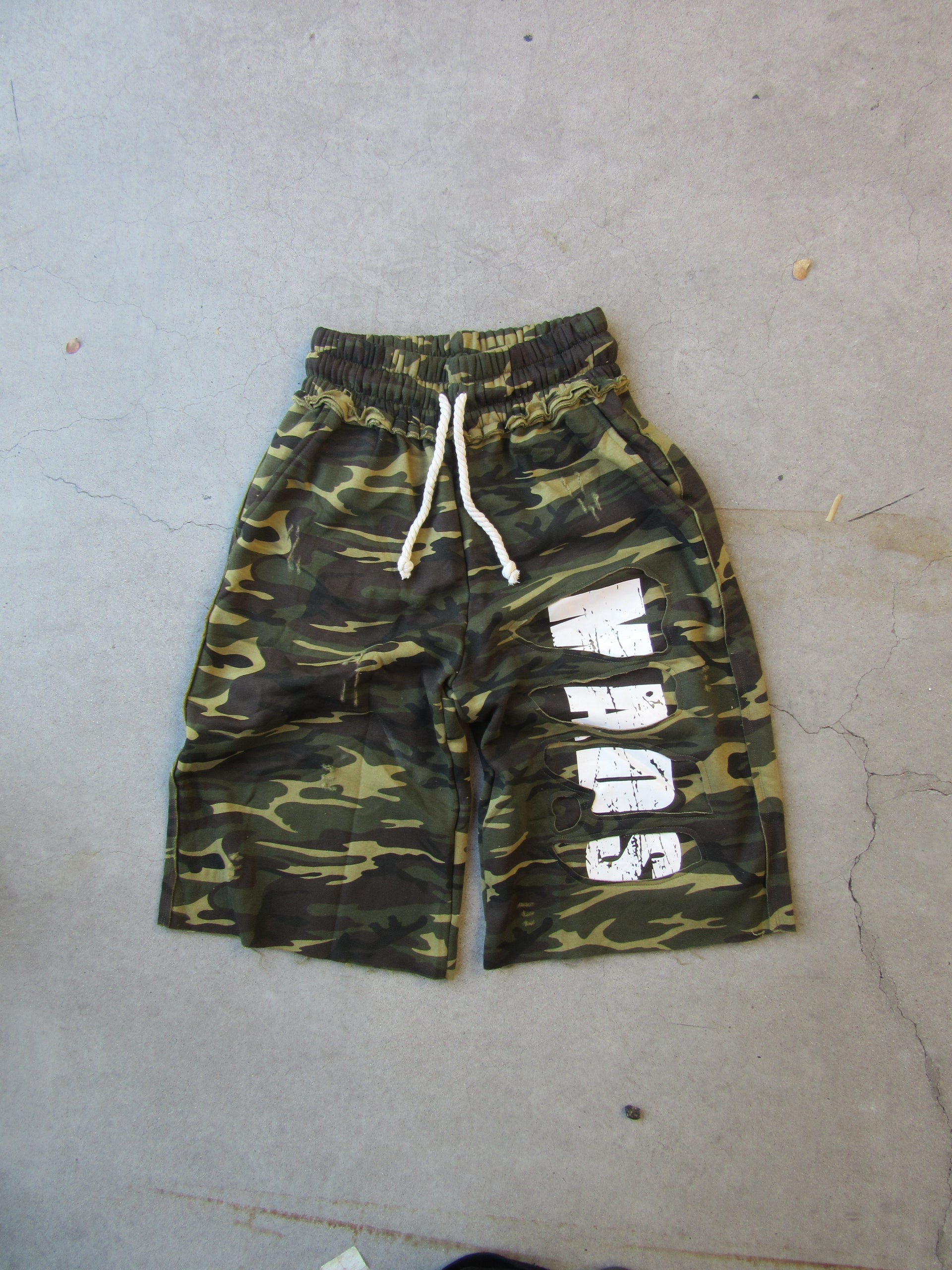 Wrath Sweat-Shorts (green camo)