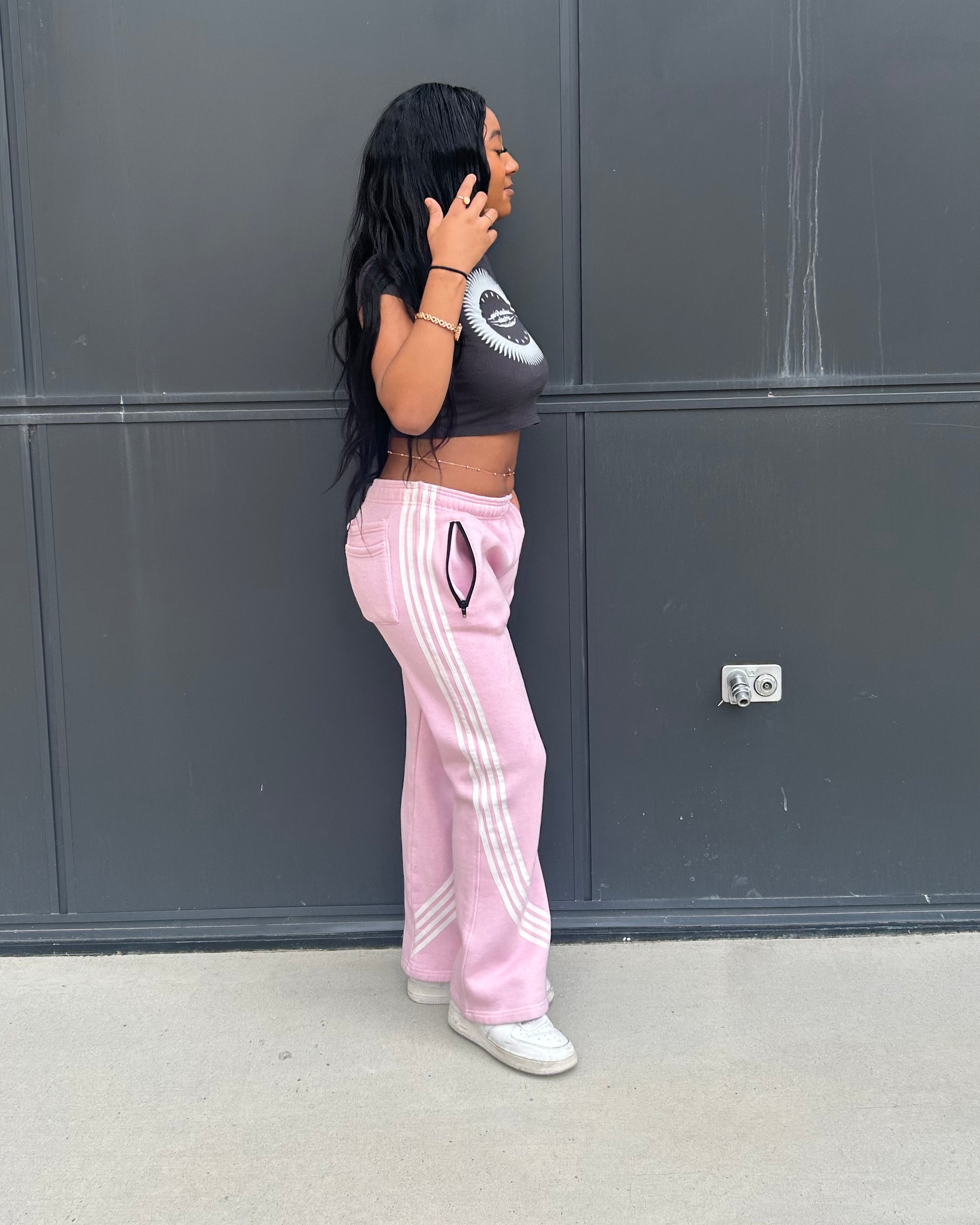 Running Man Sweats "Pink"π